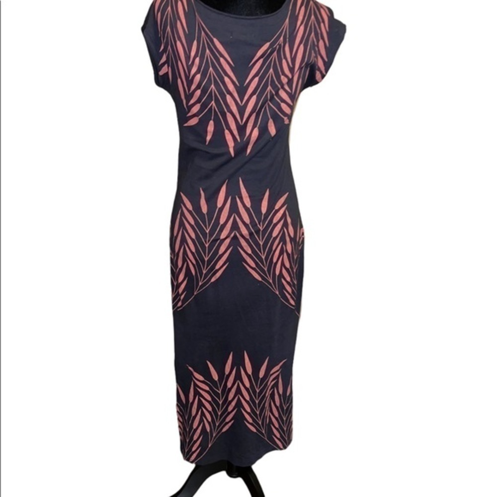 Raven and Lily Neary Dress - Eco Friendly
Materials - Picture 4 of 8
